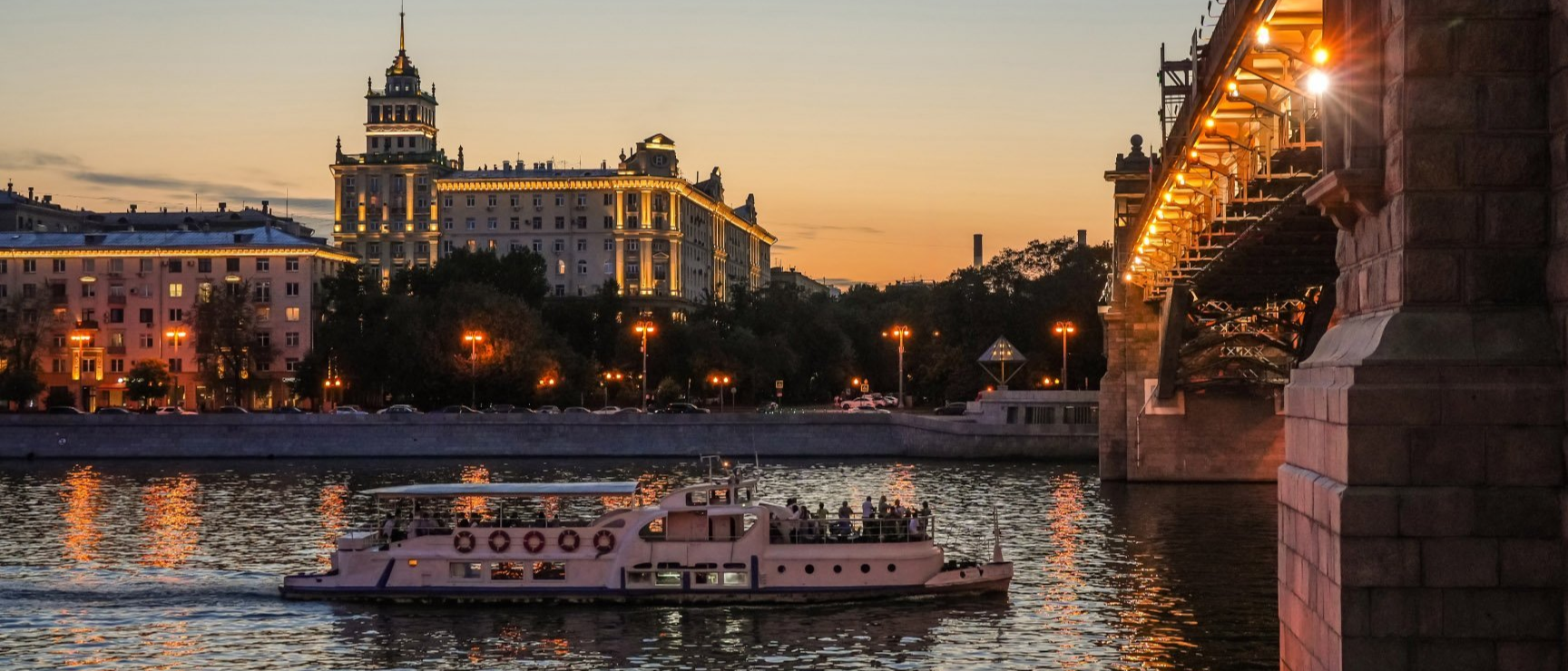 Фотография панорамный вид клубного дома